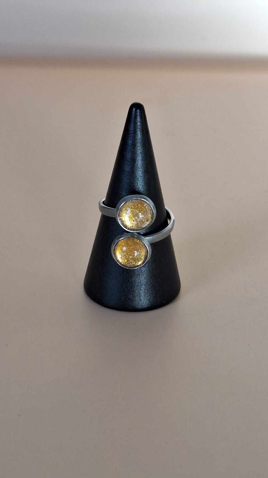 Ring mit 2 Cabochons gold Ring mit 2 Cabochons gold