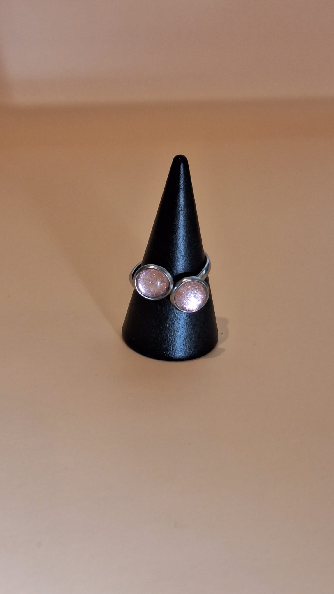 Ring mit 2 Cabochons alt-rose Ring mit 2 Cabochons alt-rose